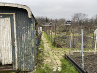 904091 Gezicht op het terrein van de Volkstuinen Rijndijk aan de Rijndijk te Utrecht.